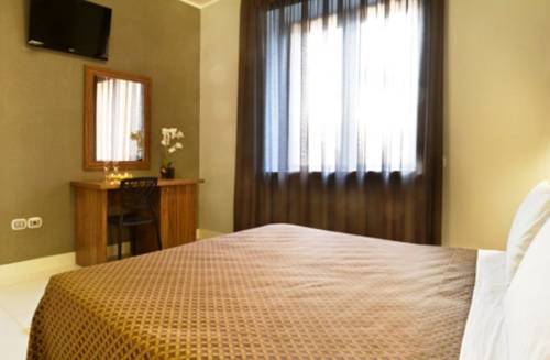 Imagen de la habitación del Hotel Plana. Foto 17