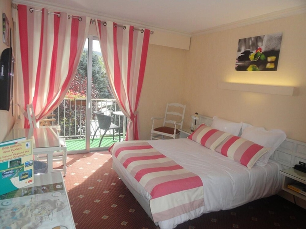 Imagen de la habitación del Hotel Planes. Foto 7