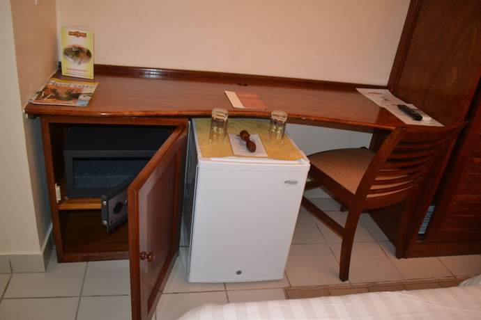 Imagen de la habitación del Hotel Planet, Deido. Foto 2