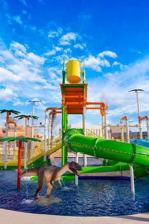 Imagen de la piscina del Hotel Planet Hollywood Cancun, An Autograph Collection All-inclusive Resort. Foto 13