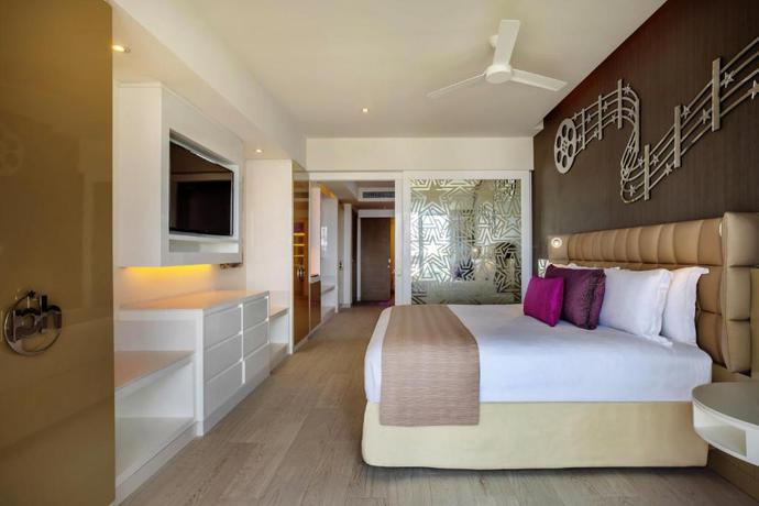 Imagen de la habitación del Hotel Planet Hollywood Cancun by Royalton, An Autograph Collection All-Inclusive Resort. Foto 3