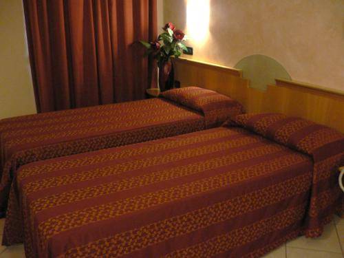 Imagen de la habitación del Hotel Planet, Maranello. Foto 4