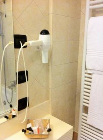 Imagen de la habitación del Hotel Planet, Maranello. Foto 7