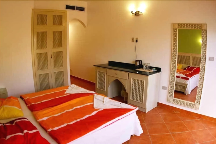 Imagen de la habitación del Hotel Planet Oasis. Foto 12
