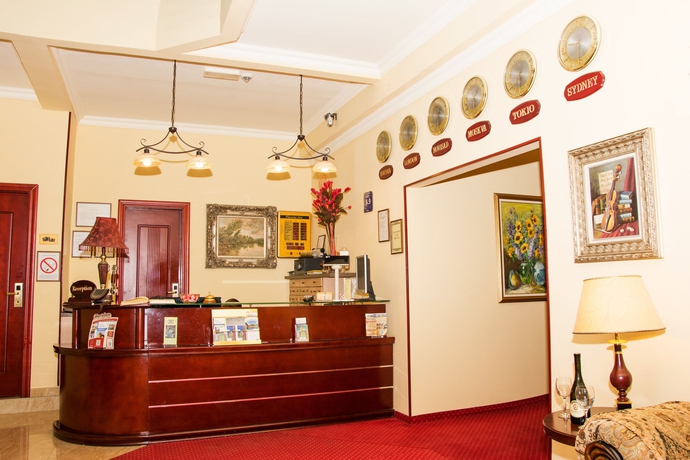 Imagen de los interiores del Hotel Planeta Inn. Foto 13