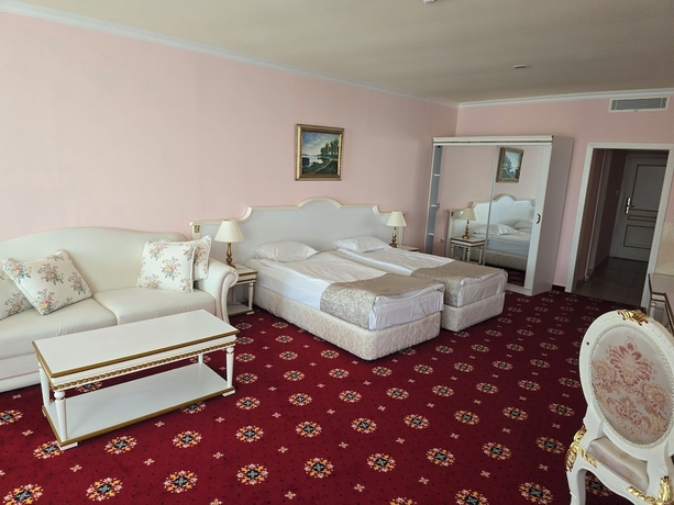 Imagen de la habitación del Hotel Planeta hotel and Aquapark. Foto 10