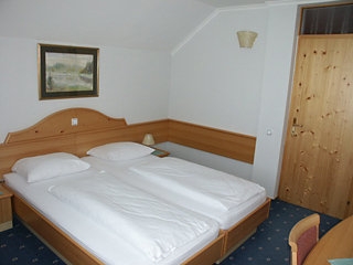 Imagen de la habitación del Hotel Planja. Foto 3