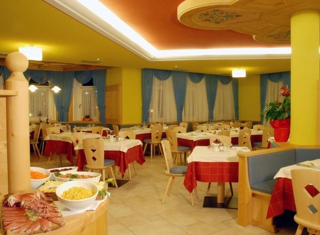 Imagen del bar/restaurante del Hotel Plank. Foto 3
