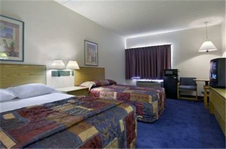 Imagen de la habitación del Hotel Plano Inn and Suites. Foto 3