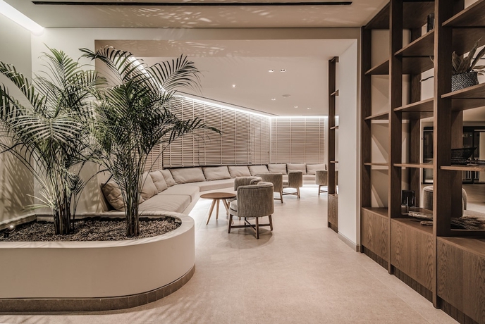 Imagen de los interiores del Hotel Planos. Foto 9