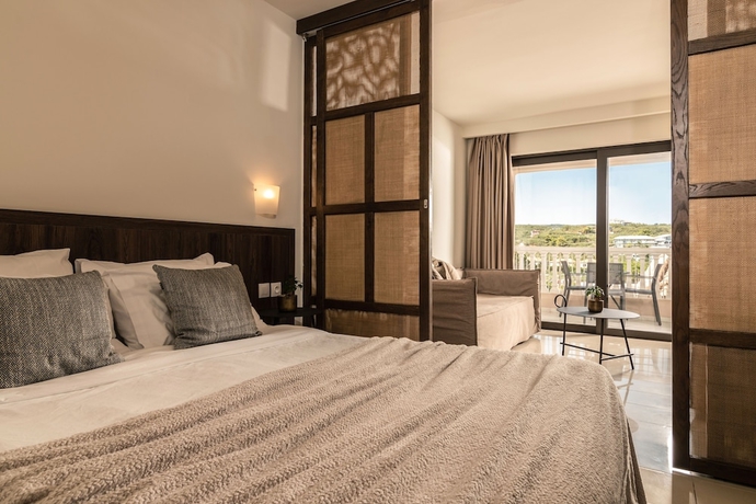 Imagen de la habitación del Hotel Planos. Foto 8