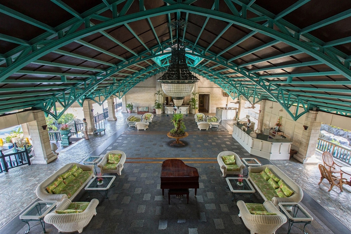 Imagen de los interiores del Hotel Plantation Bay Resort and Spa. Foto 15