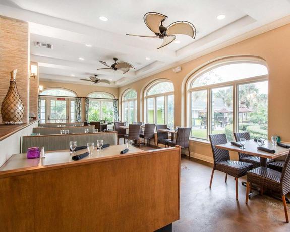 Imagen del bar/restaurante del Hotel Plantation On Crystal River. Foto 2