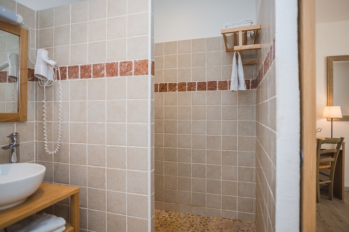 Imagen de la habitación del Hotel Plantevin Restaurant Spa. Foto 14