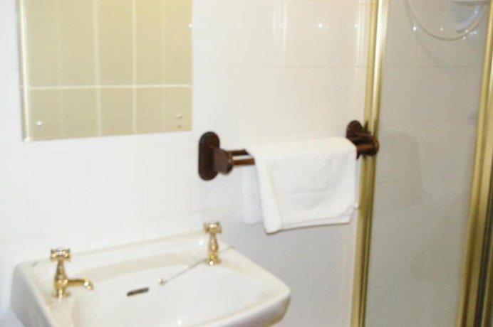 Imagen de la habitación del Hotel Plas Coch. Foto 14