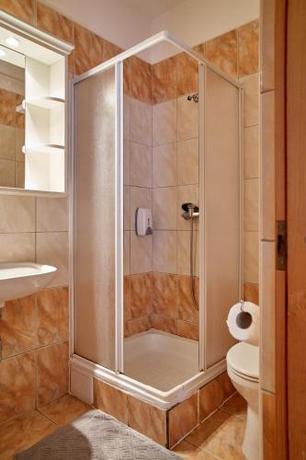 Imagen de la habitación del Hotel Plat&aacute;n Garden & Rooms Zam&aacute;rdi - volt Plat&aacute;n. Foto 7