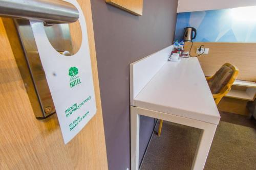 Imagen de la habitación del Hotel Platan, Ostr&oacute;w Wielkopolski. Foto 7