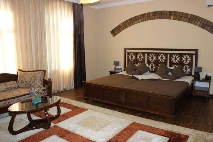 Imagen general del Hotel Platan, Samarkand. Foto 3