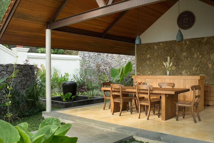 Imagen de la habitación del Hotel Plataran Borobudur Resort and Spa. Foto 10