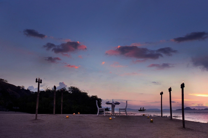 Imagen del bar/restaurante del Hotel Plataran Komodo Resort and Spa. Foto 4