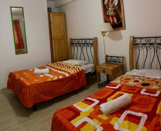 Imagen de la habitación del Hotel Plateros, Santiago. Foto 13