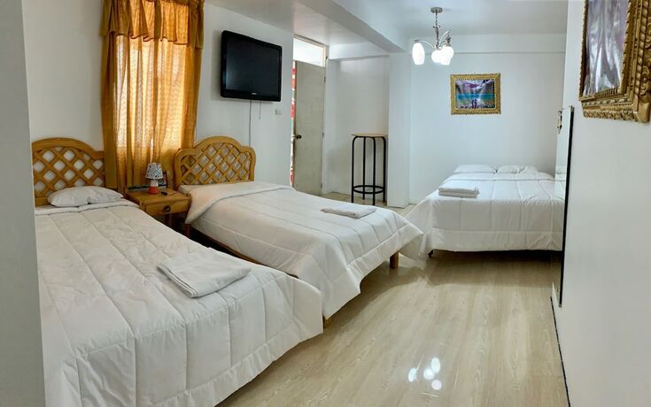 Imagen de la habitación del Hotel Plateros, Santiago. Foto 16