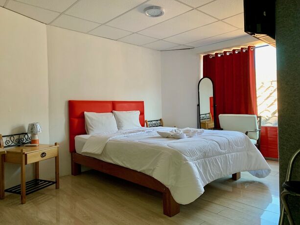 Imagen de la habitación del Hotel Plateros, Santiago. Foto 20
