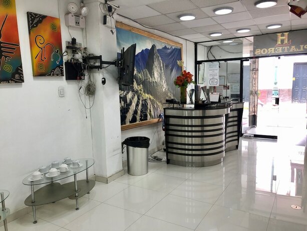 Imagen de los interiores del Hotel Plateros, Santiago. Foto 24