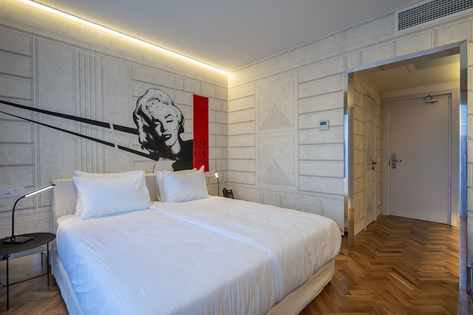 Imagen de la habitación del Hotel Platforma Design. Foto 9