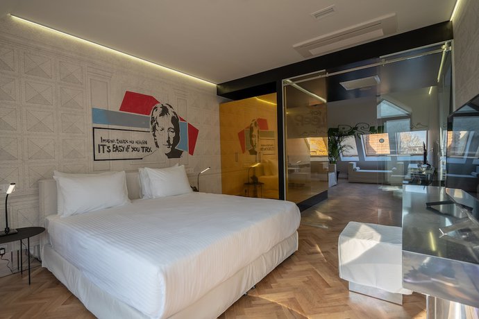 Imagen de la habitación del Hotel Platforma Design. Foto 15