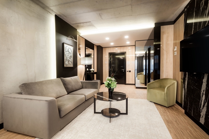 Imagen de los interiores del Hotel Platinia. Foto 18