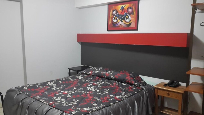 Imagen de la habitación del Hotel Platinium Palace. Foto 11