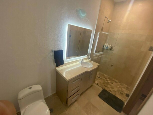 Imagen general del Hotel Platino P407 ByTrvl2hm. Foto 9