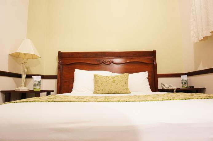 Imagen de la habitación del Hotel Platino and Casino. Foto 9