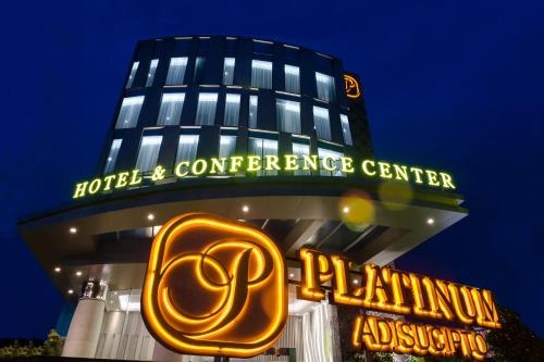 Imagen general del Hotel Platinum Adisucipto and Conference. Foto 2