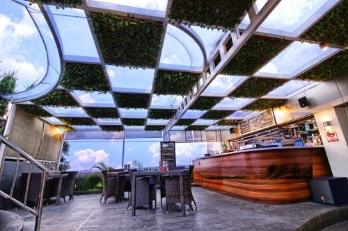 Imagen general del Hotel Platinum Adisucipto and Conference. Foto 5