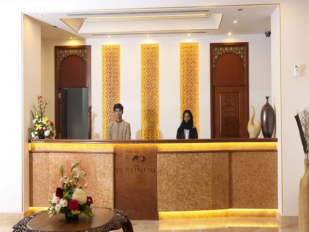 Imagen del bar/restaurante del Hotel Platinum, Al Khuwair. Foto 2