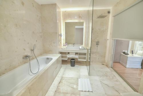 Imagen de la habitación del Hotel Platinum Balikpapan and Convention Hall. Foto 7