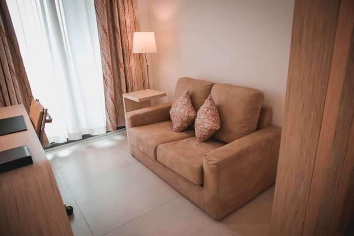 Imagen de la habitación del Hotel Platinum Cocotiers. Foto 9