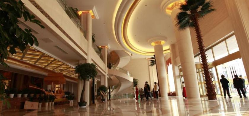 Imagen de los interiores del Hotel Platinum Hanjue Hotel PINGHU. Foto 19