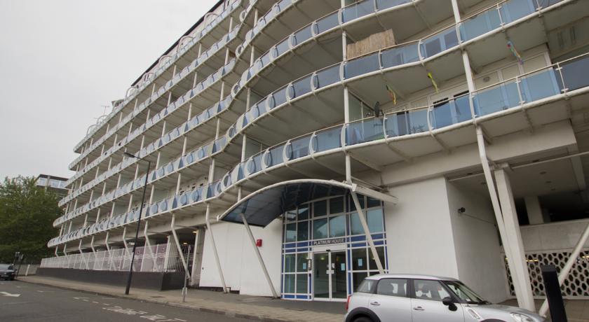 Imagen general del Hotel Platinum House Apartment. Foto 3