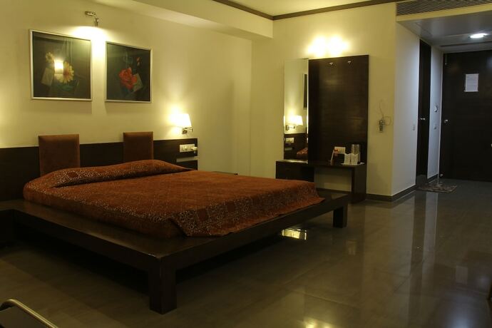 Imagen general del Hotel Platinum Inn. Foto 2