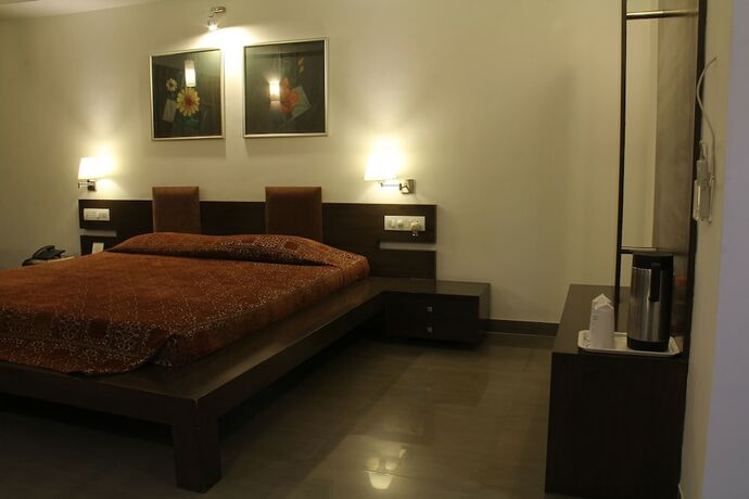 Imagen de la habitación del Hotel Platinum Inn. Foto 19