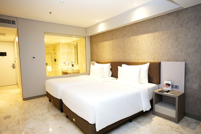 Imagen de la habitación del Hotel Platinum Jimbaran Beach Bali. Foto 17