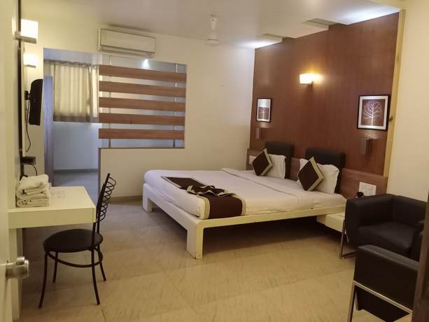 Imagen de la habitación del Hotel Platinum, Junagadh. Foto 6
