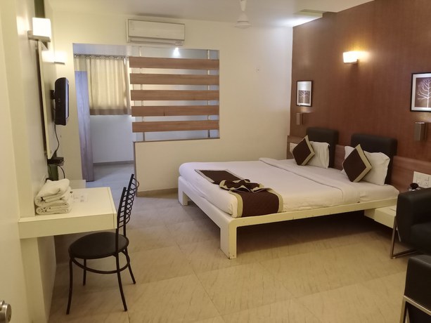Imagen de la habitación del Hotel Platinum, Junagadh. Foto 9
