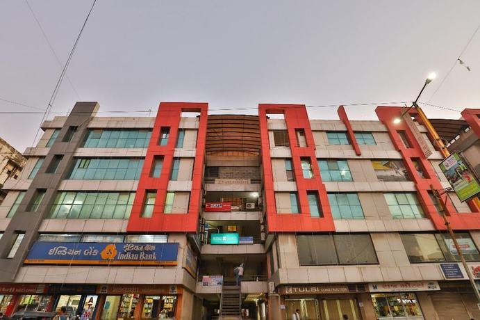Imagen general del Hotel Platinum, Junagadh. Foto 1