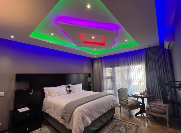 Imagen de la habitación del Hotel Platinum Lodge. Foto 3