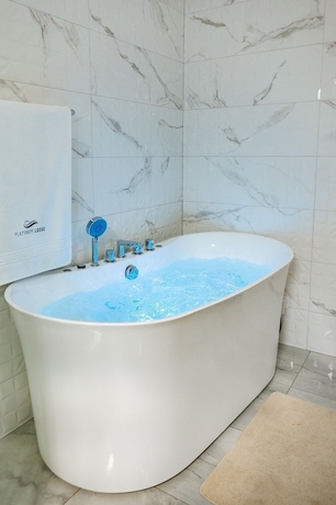 Imagen de la habitación del Hotel Platinum Lodge. Foto 10