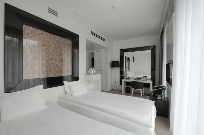 Imagen de la habitación del Hotel Platinum Palace Boutique and Spa. Foto 13